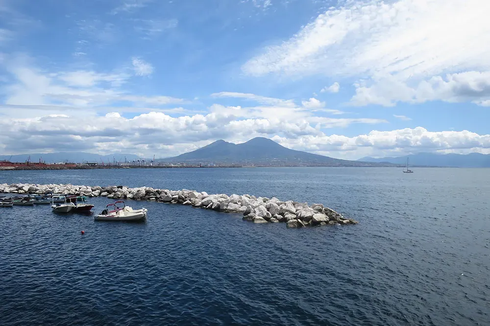 Napoli dove correre lungomare caracciolo
