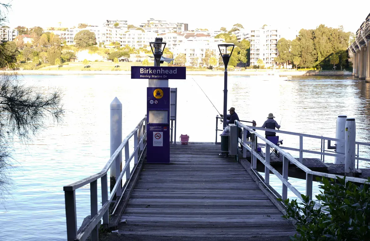 Il pontile di Birkenhead sulla baia di Iron Cove, lungo la Bay Run