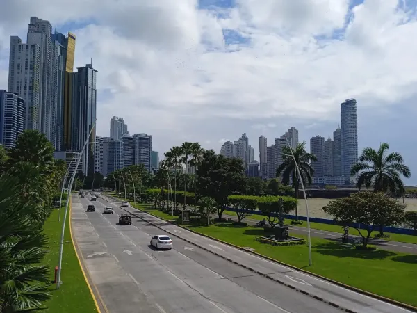 Panama City: sensorial running lungo la Cinta Costera