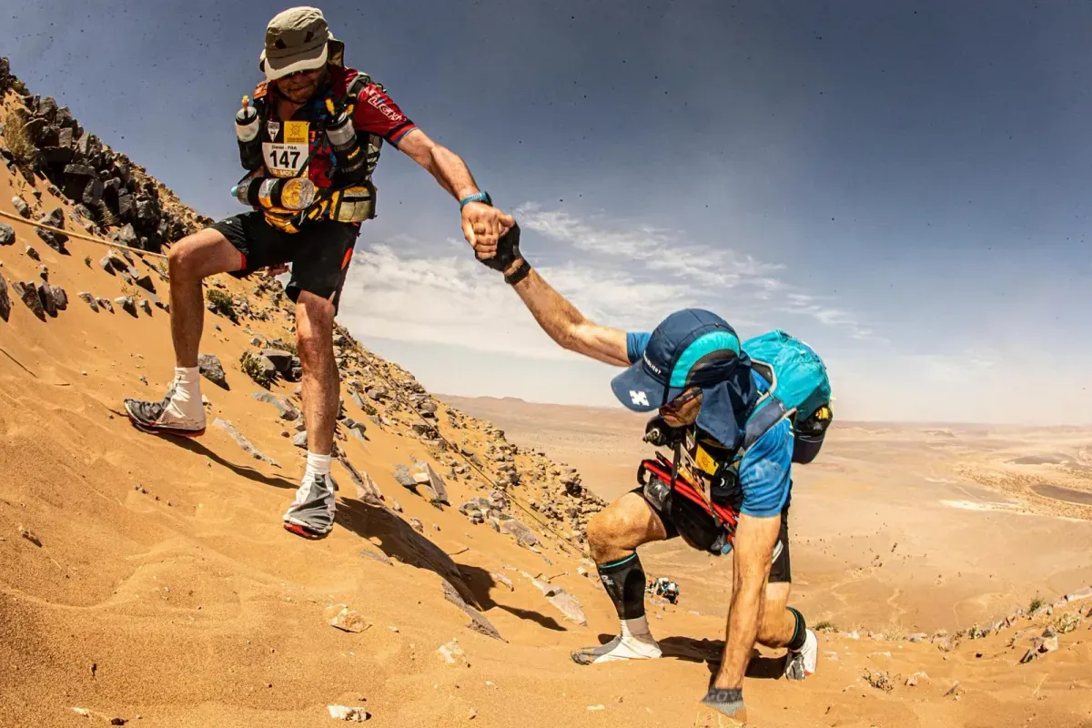 Marathon des Sables: La Sfida Suprema nel Deserto del Sahara