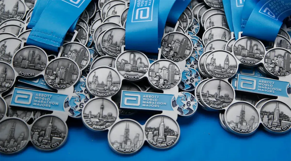 Le medaglie Six Star delle Abbott World Marathon Majors