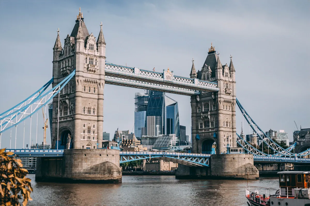 Il Tower Bridge sul Tamigi, a Londra